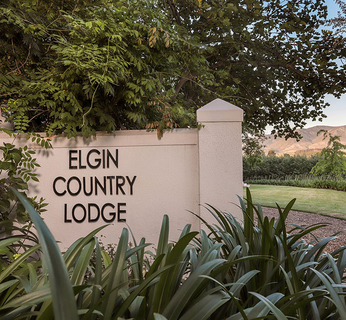 Elgin Country Lodge LR (69)